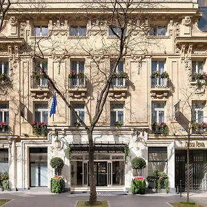 **** Hotel Renaissance Nobel Tour Eiffel France